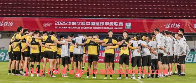 半岛体育app-2023年尼克斯重返季后赛展现老牌强队复兴的希望