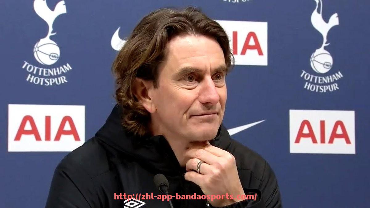 半岛体育app-英超球队队徽的演变历程及其背后的故事