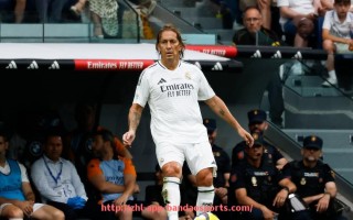 半岛体育app-世俱杯比赛球员跑动距离变化趋势及体能管理对比赛表现的影响 半岛体育app-世俱杯比赛球员跑动距离变化趋势及体能管理对比赛表现的影响